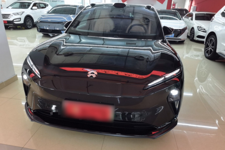 蔚来ET5T 2024款 75kWh Touring车身外观2