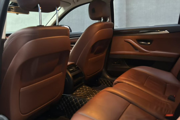 宝马5系 2014款 525Li 领先型中控内饰7001