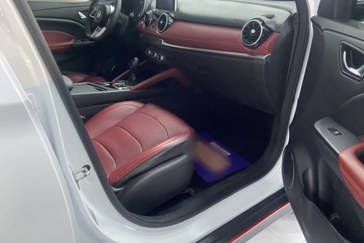 东风风光 风光500 2021款 1.5L CVT优享型中控内饰7008