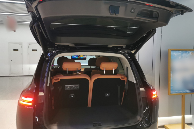 零跑汽车 零跑C16 2026款 增程 280激光雷达版 6座局部细节23