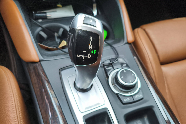 宝马X6 2011款 xDrive35i局部细节18