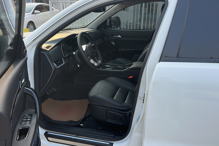 众泰T600 Coupe 2017款 1.5T 自动豪华型中控内饰7001