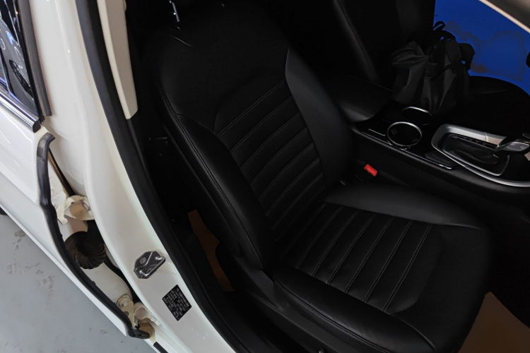 福特 蒙迪欧 2013款 1.5L GTDi180时尚型局部细节41