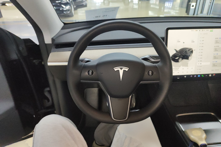 特斯拉 Model Y 2022款 改款 后轮驱动版局部细节13