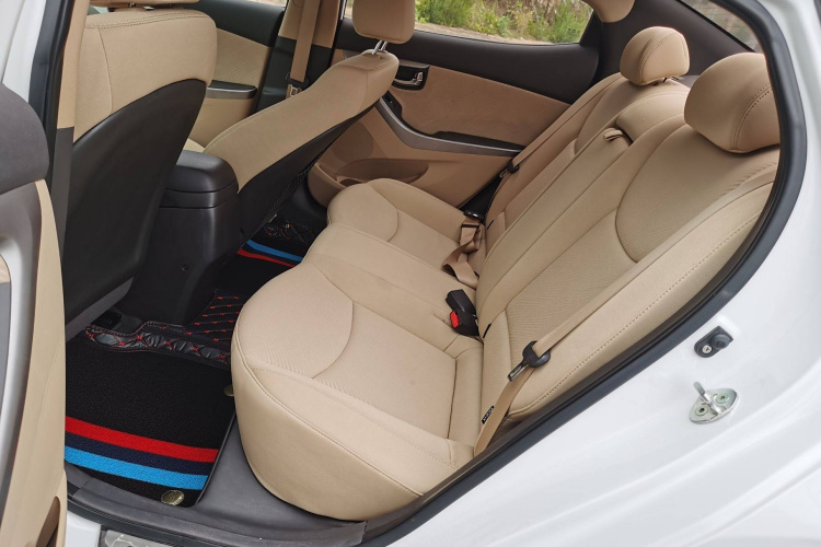 现代 朗动 2012款 1.6L 自动领先型中控内饰7002