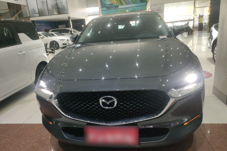 马自达CX-30 2024款 2.0L 自动尚悦型车身外观2