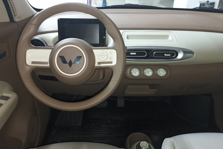 五菱汽车 宏光MINIEV 2025款 四门版 进阶款中控内饰12