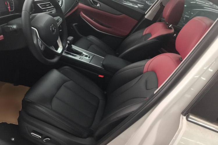 长安CS75 2023款 畅享版 1.5T DCT尊贵版中控内饰19