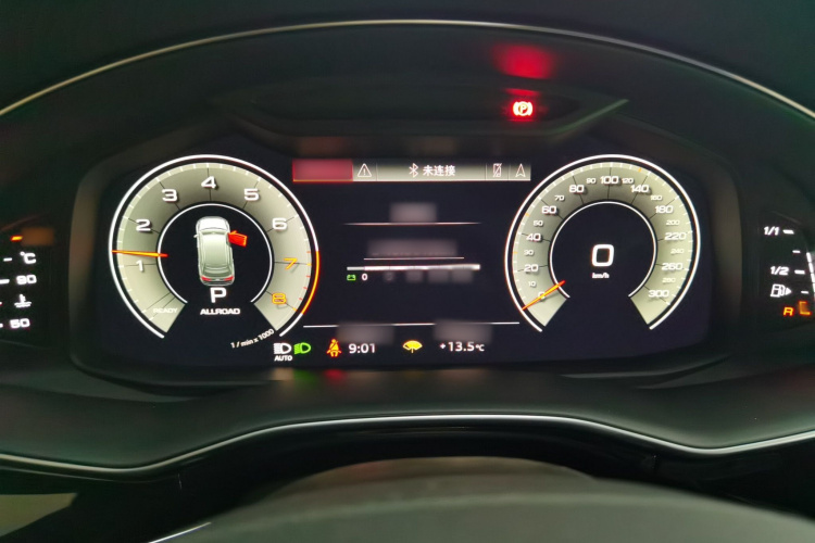 奥迪Q7 2024款 45 TFSI quattro S line运动型局部细节14