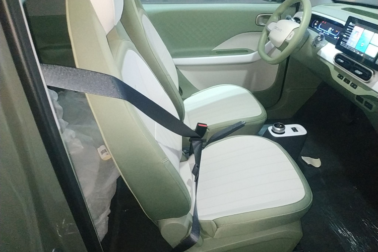 吉利银河 2025款 210km 熊猫骑士局部细节41