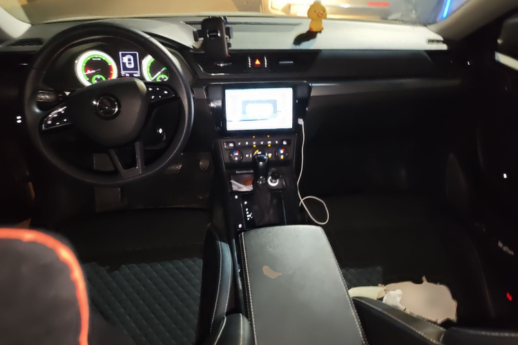 斯柯达 速派 2018款 TSI280 DSG舒适版 国V中控内饰12