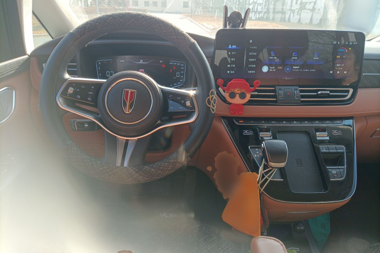 红旗HQ9 2023款 2.0T 智联旗韵版中控内饰13