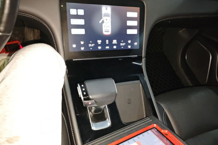 理想汽车 理想ONE 2021款 增程6座版局部细节18