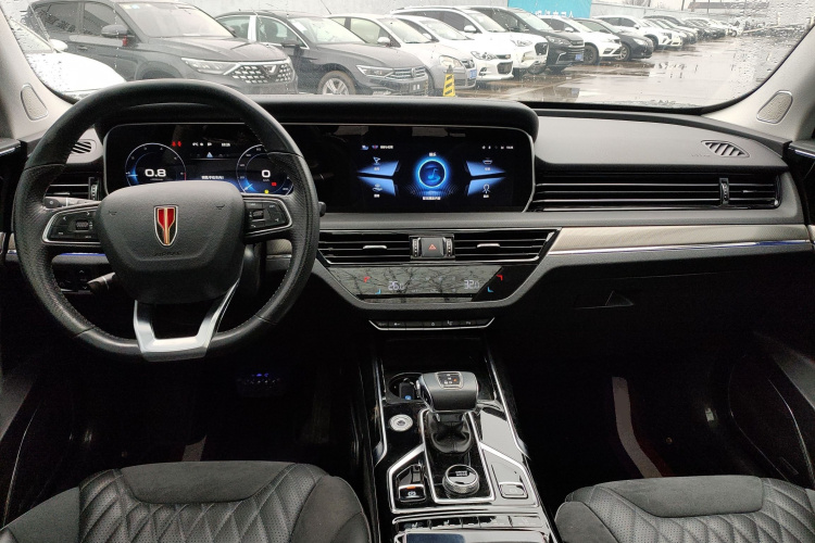 红旗HS5 2022款 改款 2.0T 智联旗享版中控内饰12