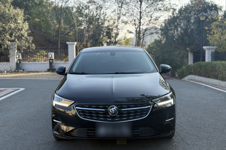 别克 君威 2023款 552T 智享型车身外观6006