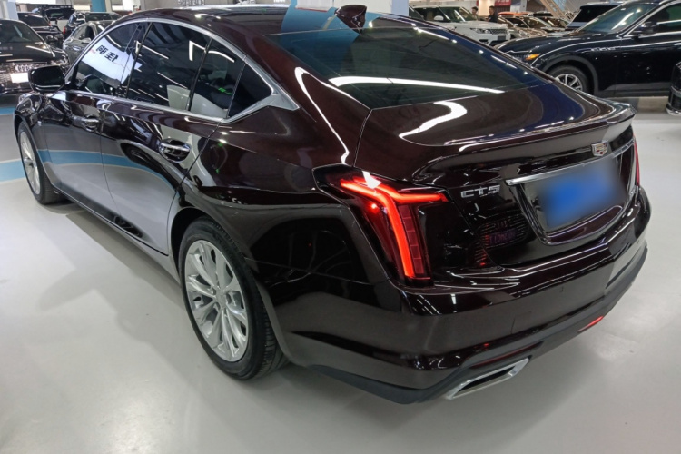 凯迪拉克CT5 2021款 28T 豪华型车身外观4