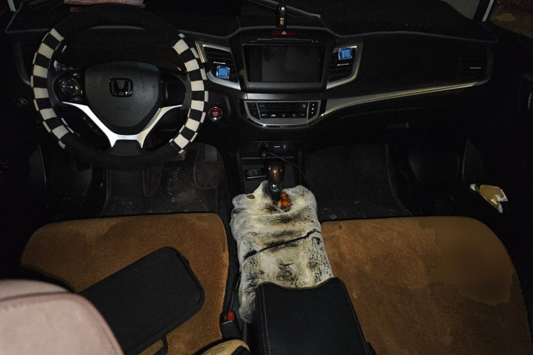 本田 杰德 2014款 1.8L 自动舒适精英版 5座中控内饰12