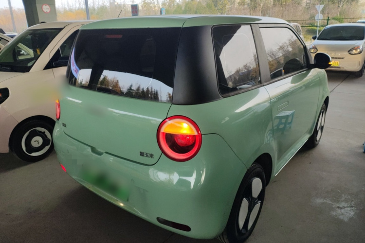 长安启源 长安Lumin 2022款 210km 香甜款车身外观7