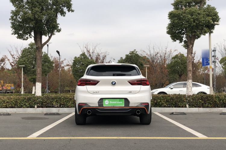 宝马X2 2020款 sDrive25i 领先型M运动套装车身外观6006