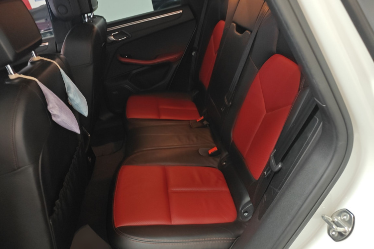 保时捷 2017款  Macan 2.0T中控内饰21