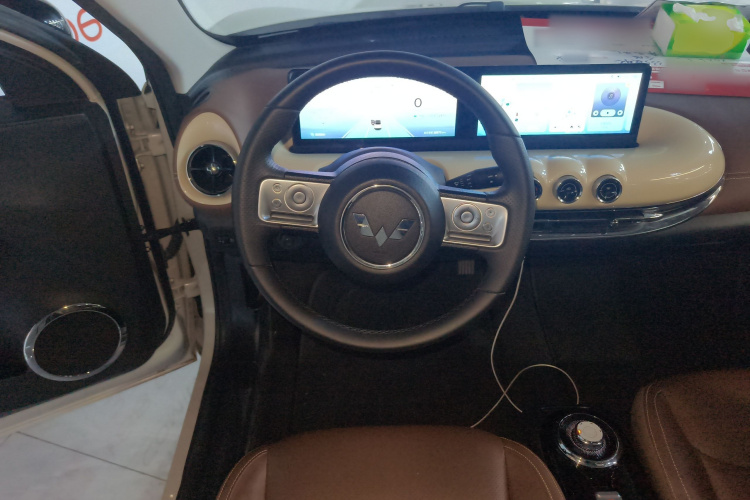 五菱汽车 五菱缤果 2023款 333km 灵犀互联款局部细节13