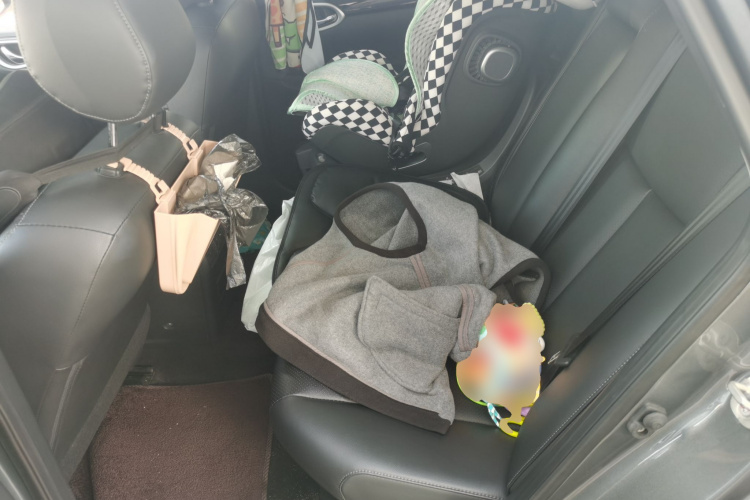 日产 轩逸 2022款 经典 1.6XL CVT豪华版中控内饰21