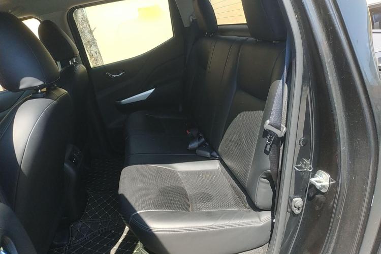 日产 纳瓦拉 2017款 2.5L自动两驱豪华版QR25中控内饰7004