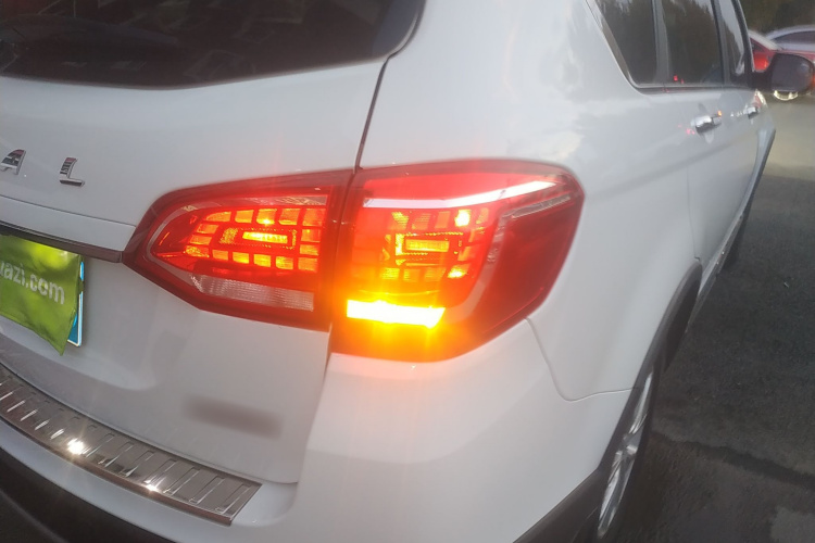 哈弗H6 2019款 运动版 1.5T 手动两驱精英型 国VI车身外观9