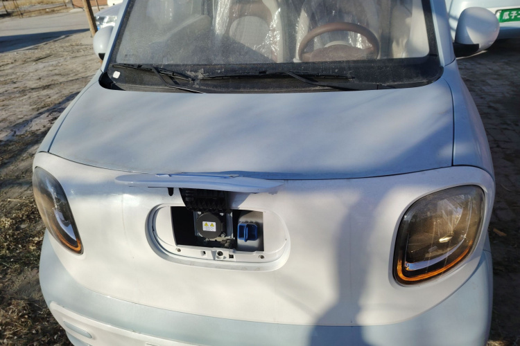 奔腾小马 2026款 222km 萌趣马 Plus机舱底盘24