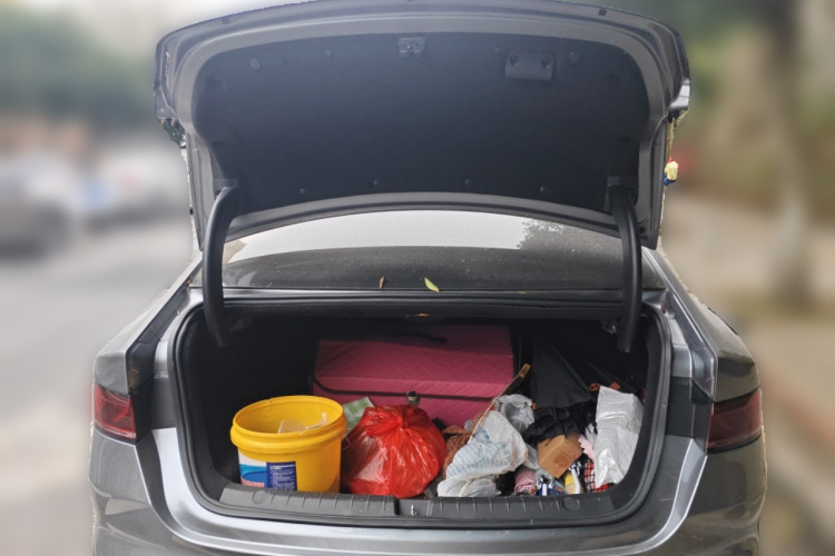 比亚迪 秦PLUS 2021款 DM-i 120KM 尊贵型中控内饰23