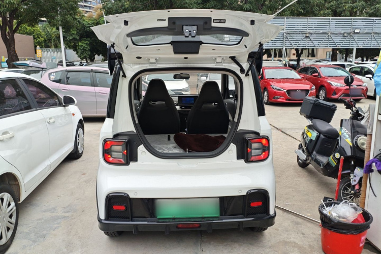 吉利银河 2025款 210km 熊猫卡丁局部细节23