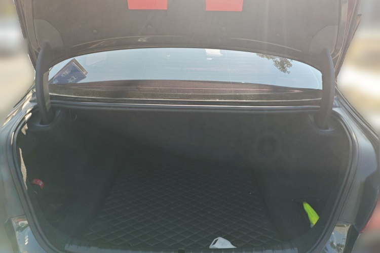 宝马5系 2019款 改款 530Li 尊享型 豪华套装中控内饰23