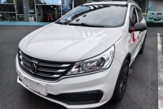 宝骏310W 2018款 1.5L 自动时尚型 国VI