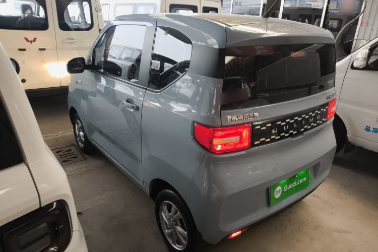 五菱汽车 宏光MINIEV 2020款 自在款 磷酸铁锂车身外观4