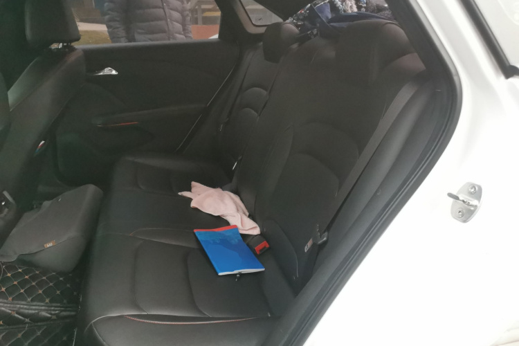 雪佛兰 科鲁泽 2019款 RS 330T 自动畅快版 国VI中控内饰21