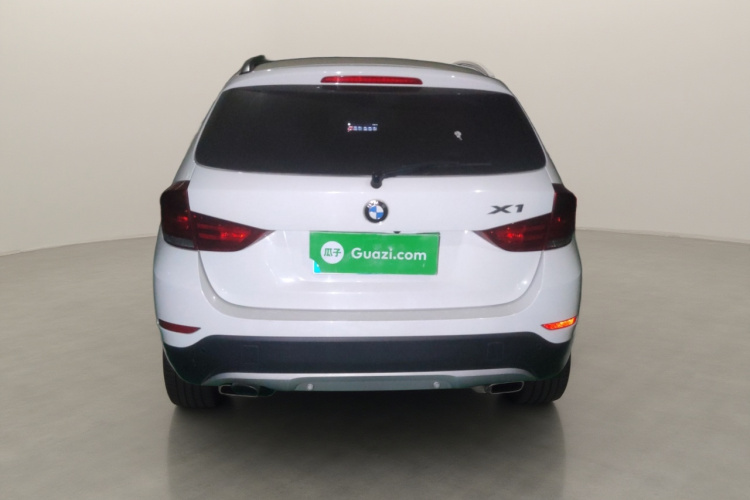 宝马X1 2013款 sDrive18i 时尚型车身外观6