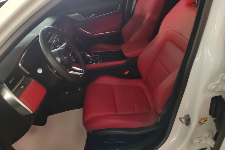 捷豹XFL 2021款 XFL 2.0T P250 四驱曜黑运动版中控内饰19