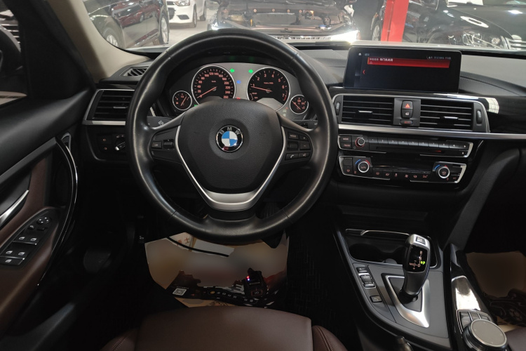 宝马3系 2019款 320Li 时尚型局部细节13