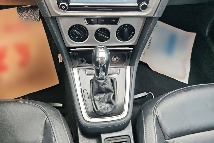 大众 朗逸 2013款 改款 1.4TSI DSG舒适版局部细节18