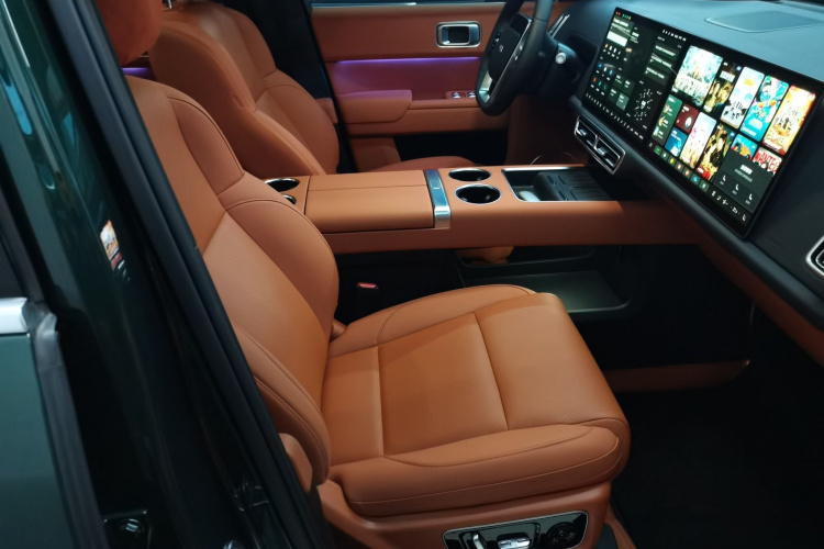 理想汽车 理想L9 2024款 Ultra局部细节41