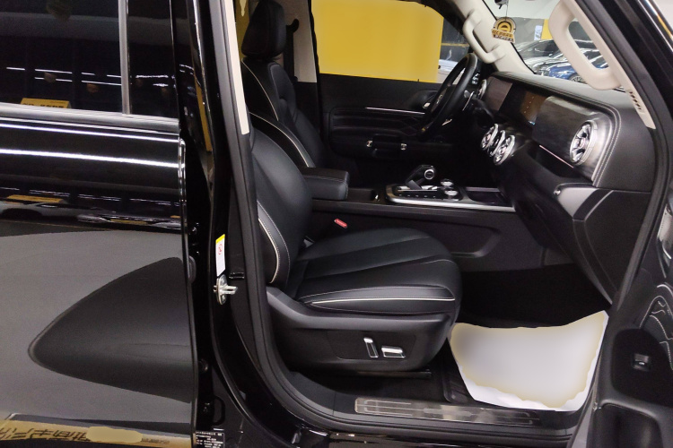 坦克300 2021款 越野版 2.0T 征服者局部细节41