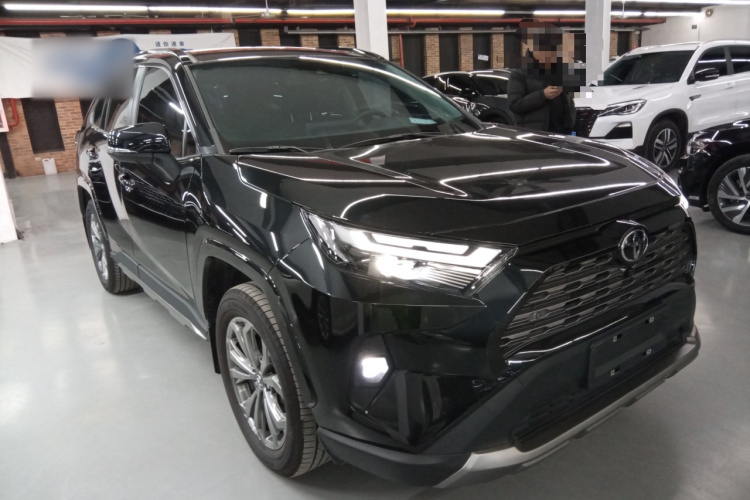 丰田 RAV4荣放 2024款 2.0L CVT两驱风尚Plus版车身外观6002