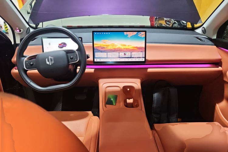 零跑汽车 零跑C16 2024款 增程 200激光雷达版中控内饰12