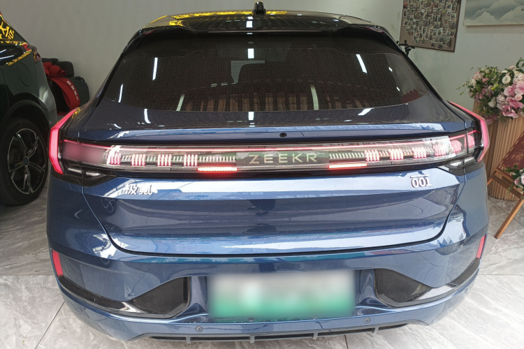 极氪001 2023款 WE版 86kWh车身外观6004