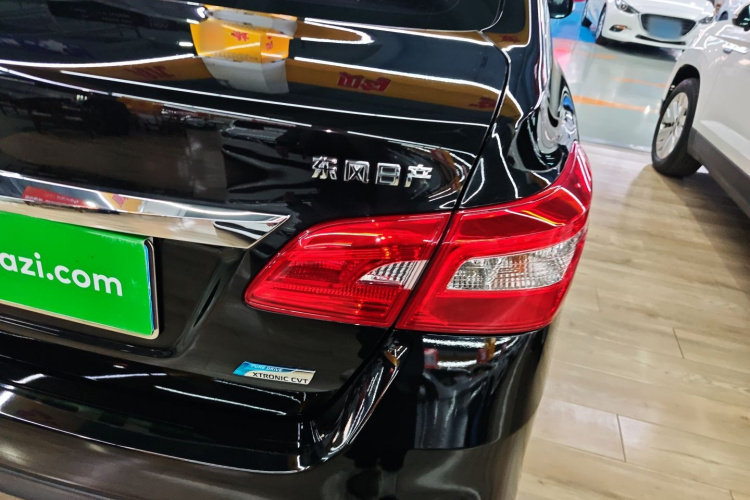 日产 轩逸 2019款 1.6XV CVT智联尊享版 国VI车身外观9