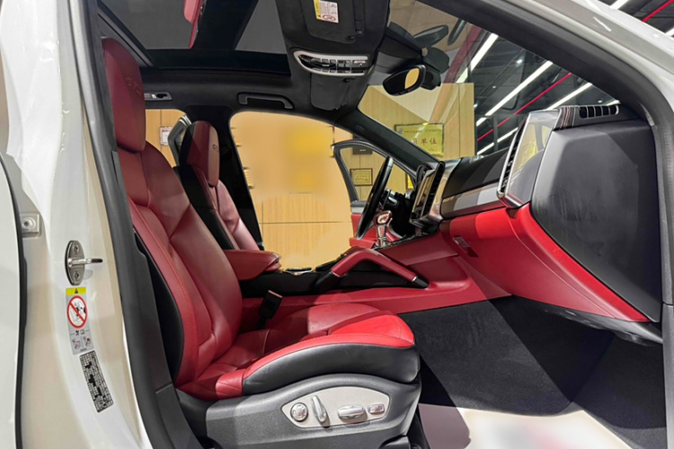 保时捷 2016款 Cayenne GTS 3.6T中控内饰7001