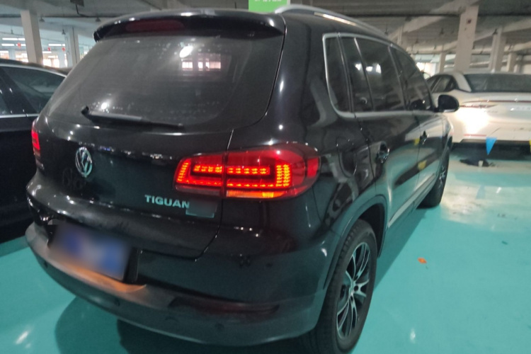 大众 途观 2015款 2.0TSI 自动四驱豪华版车身外观7