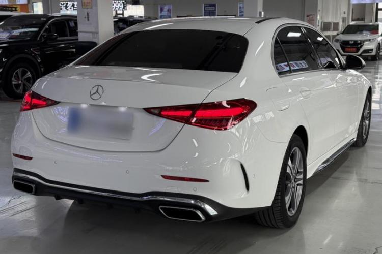 奔驰C级 2022款 改款 C 200 L 运动版车身外观6006