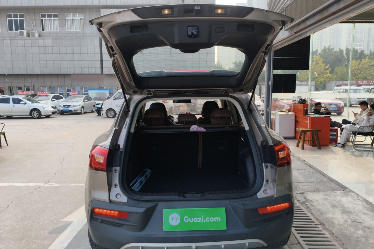 宝沃BX5 2017款 20TGDI 自动两驱先锋型机舱底盘23