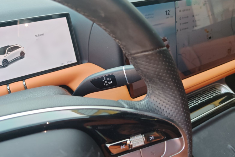 小鹏G9 2022款 702 Max局部细节18